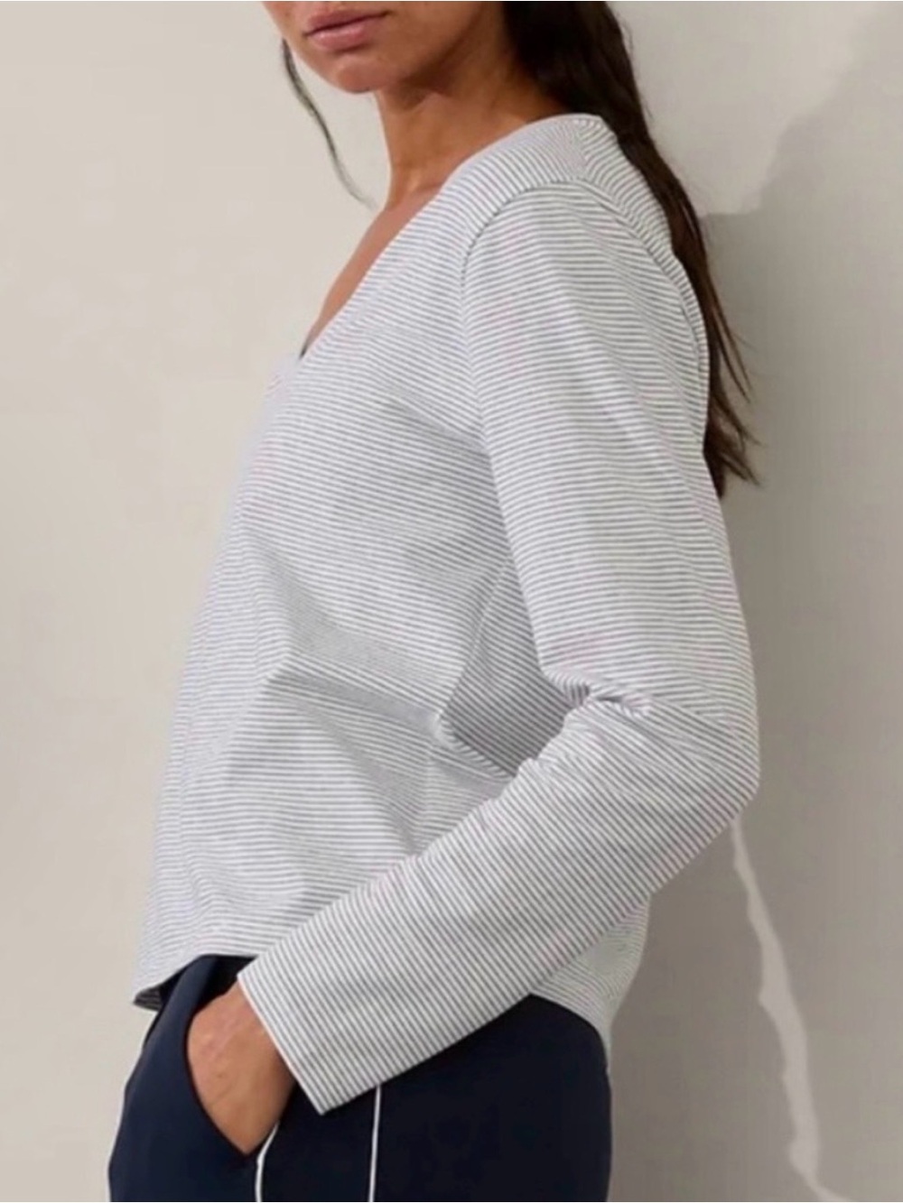 Athleta Essential V-Neck Top White Gray Stripe SUPIMA Cotton Stretch Long Sleeve